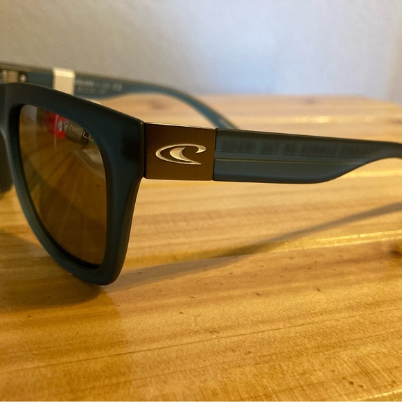 O’Neill Sunglasses 🕶️ - Picture 6 of 7